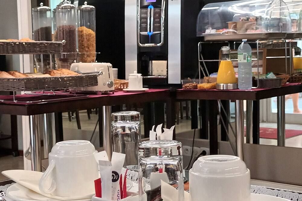 Buffet Photo