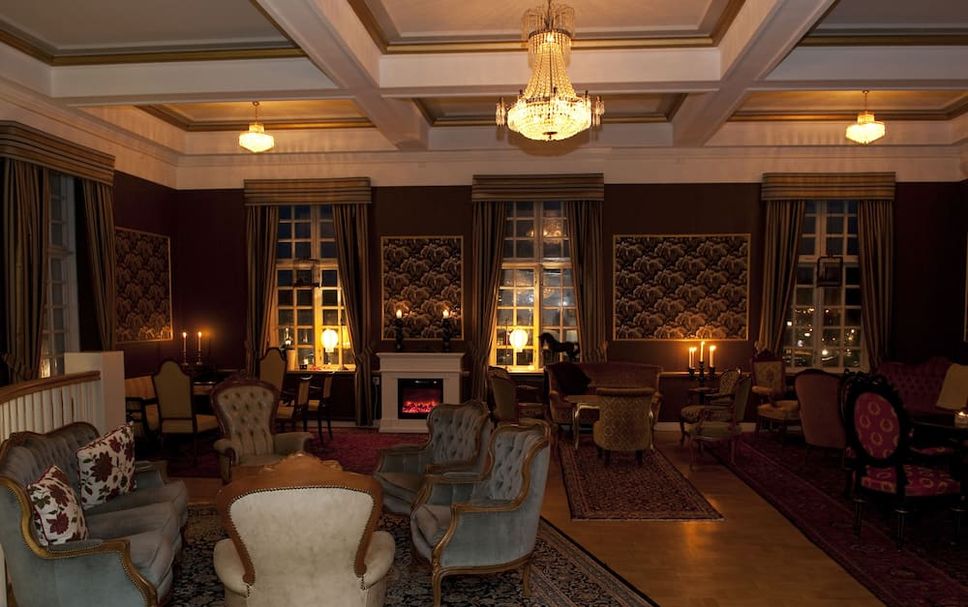 Lounge Photo