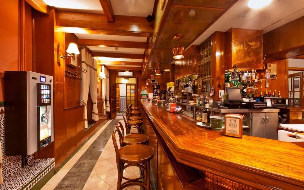 Bar Photo