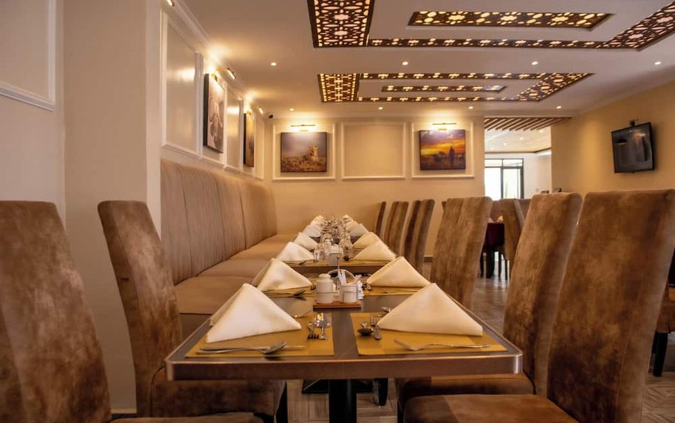 Restaurant Photo