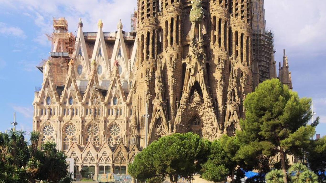 Barcelona & You Hostel Sagrada Familia