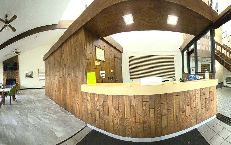 Front desk Photo