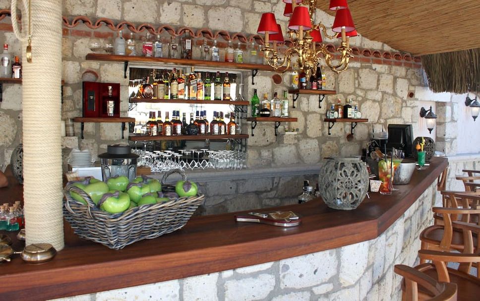 Bar Photo
