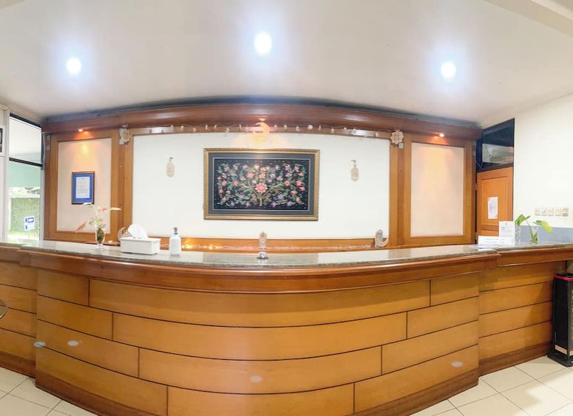 Front desk Photo
