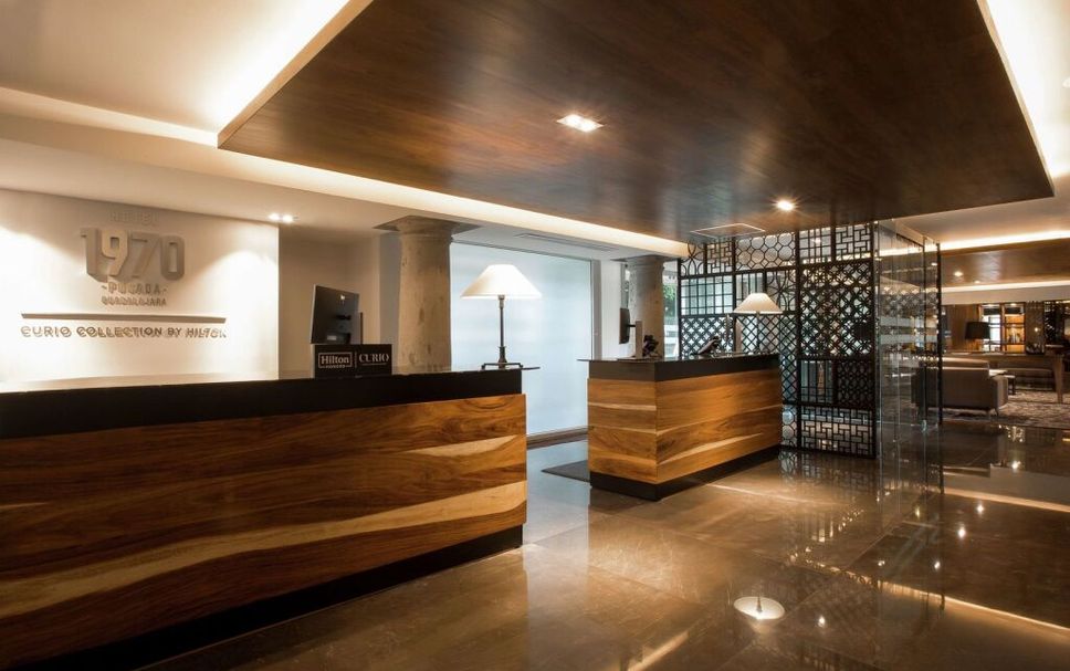 Front desk Photo