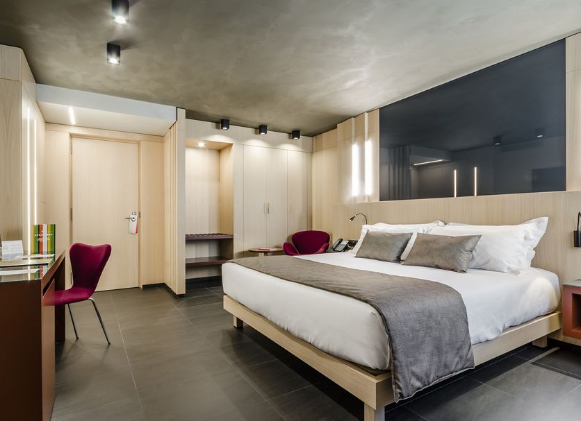 Bedroom Photo