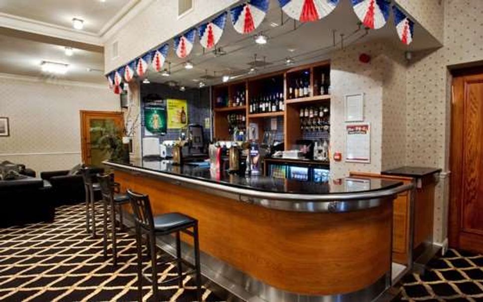 Bar Photo