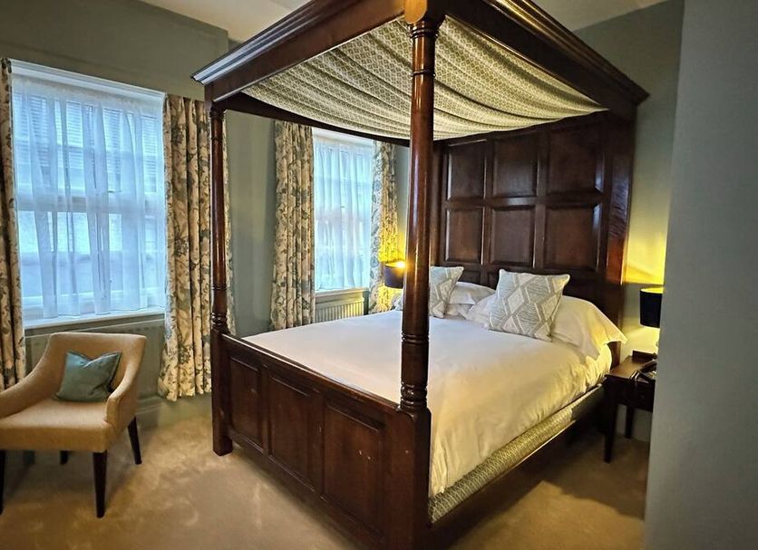 Bedroom Photo