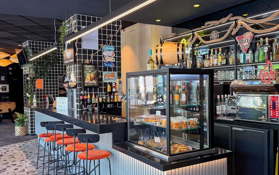 Bar Photo