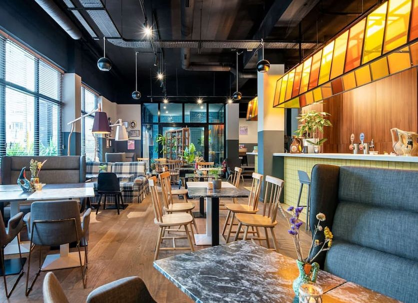 Restaurant Photo