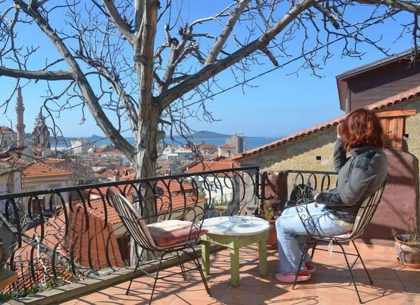 Balcony Photo