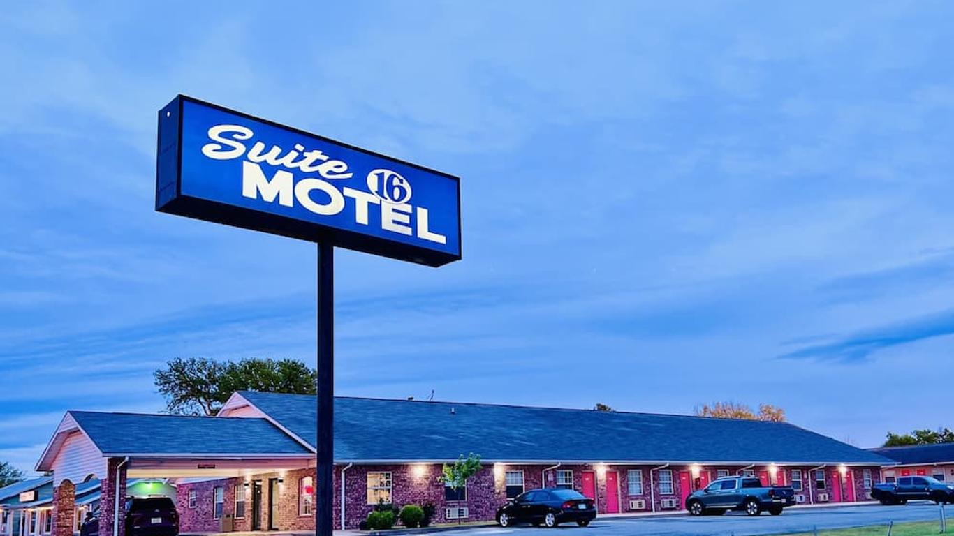 Suite 16 Motel