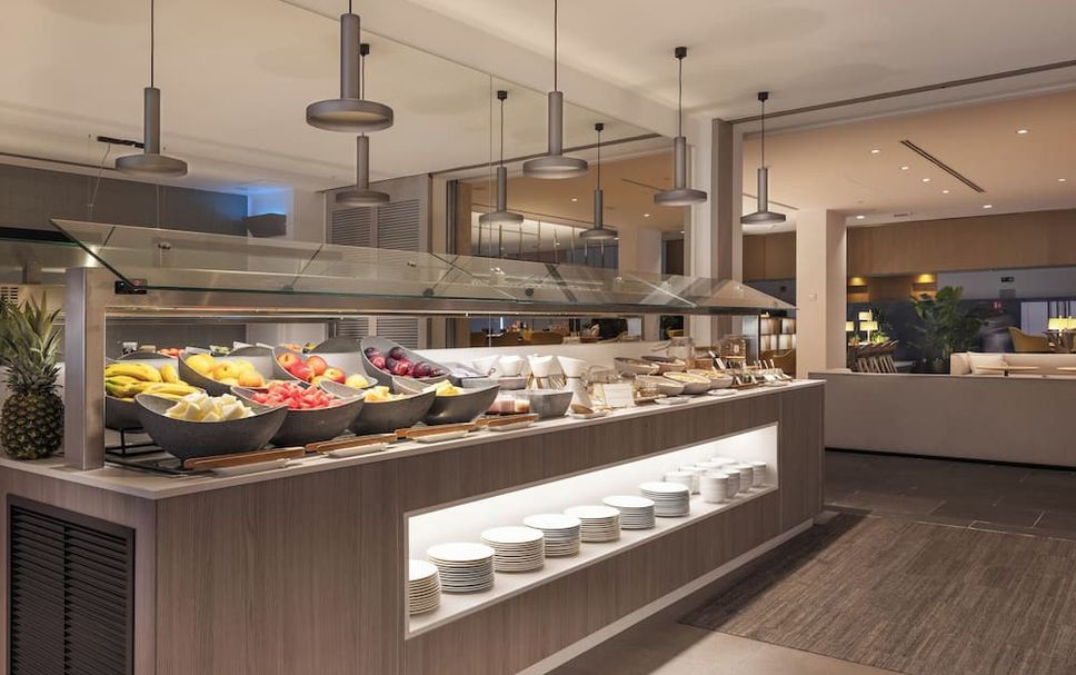 Buffet Photo