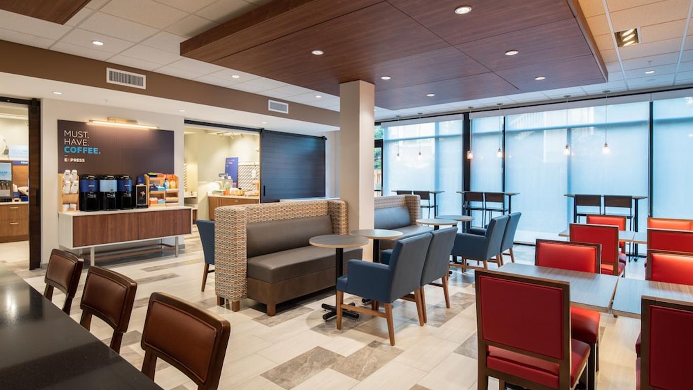 Holiday Inn Express & Suites Camas - Vancouver, An IHG Hotel