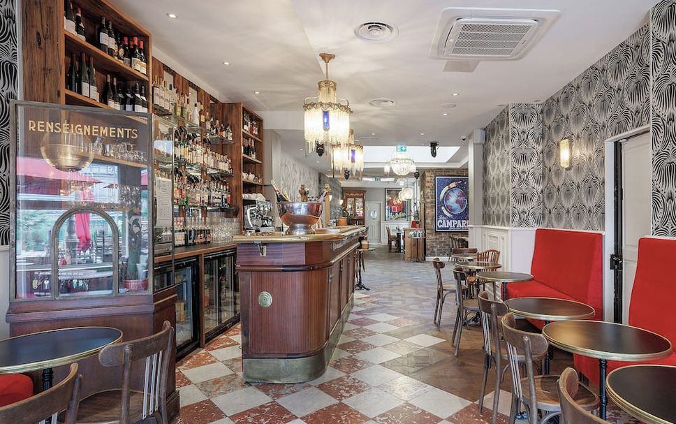 Bar Photo
