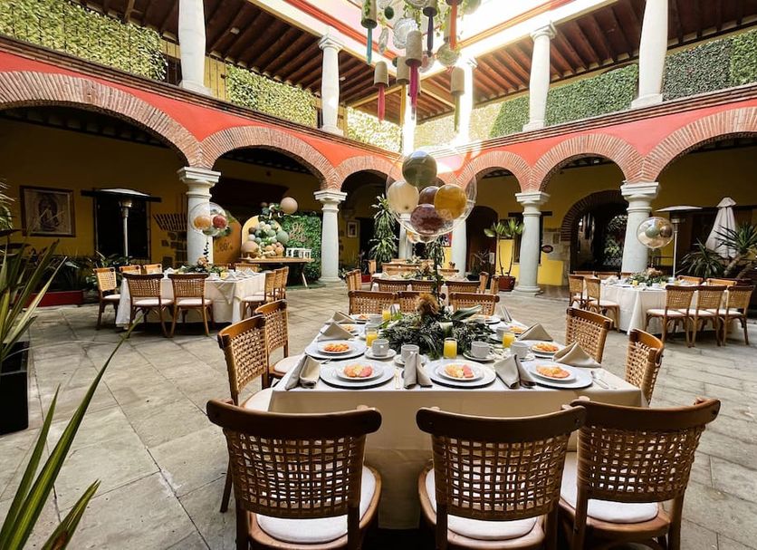 Restaurant Photo