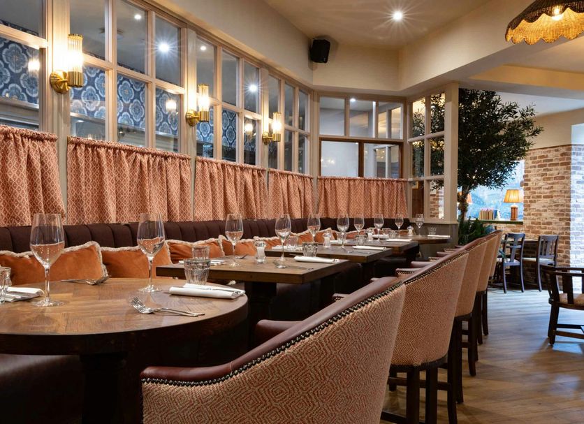 Restaurant Photo