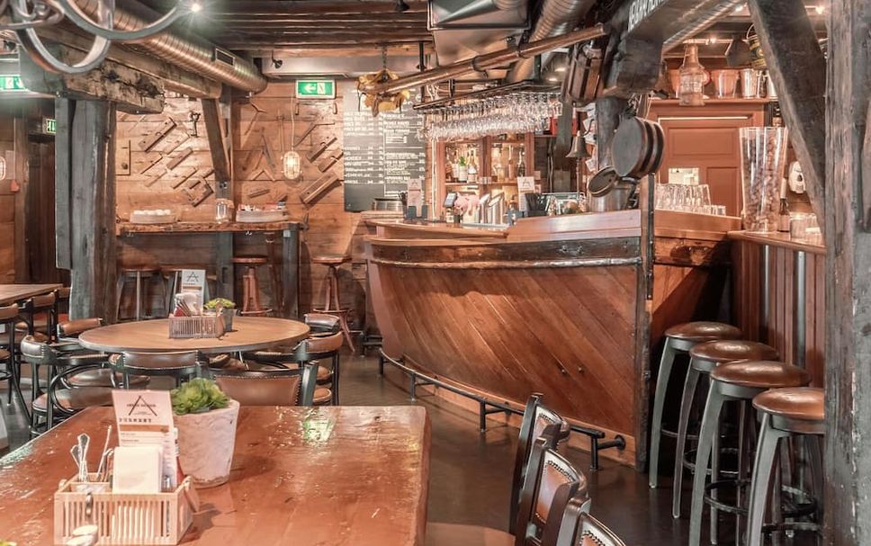 Bar Photo