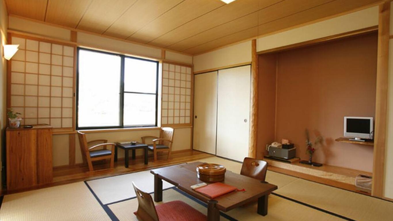 Yufuin Onsen Hotel Poppoan