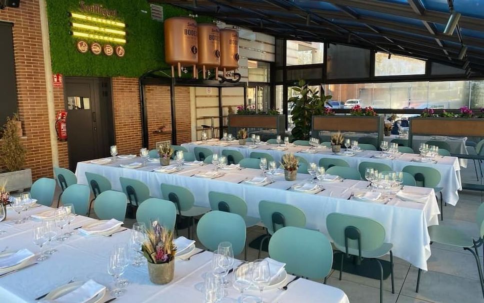 Restaurant Photo