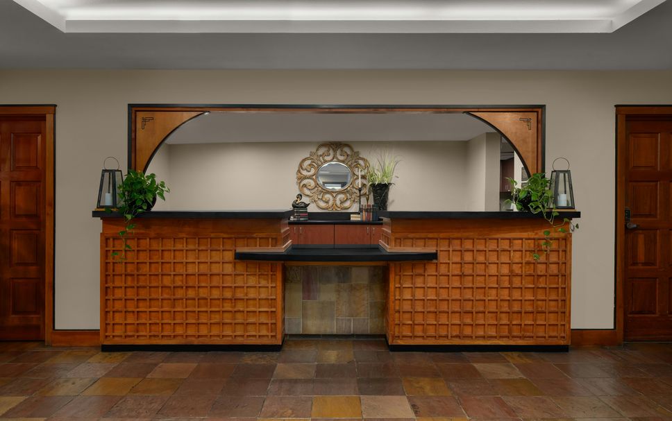 Front desk Photo