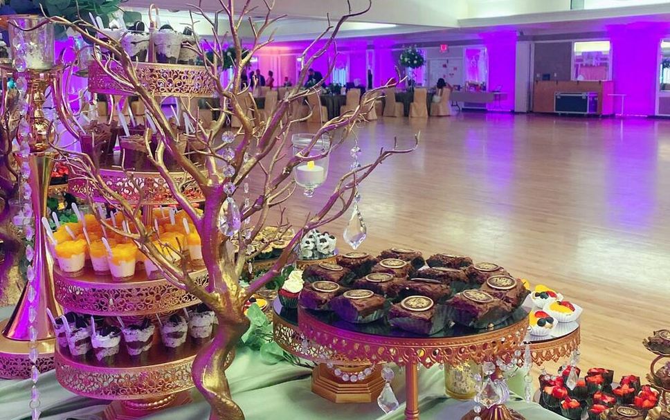 Banquet hall Photo