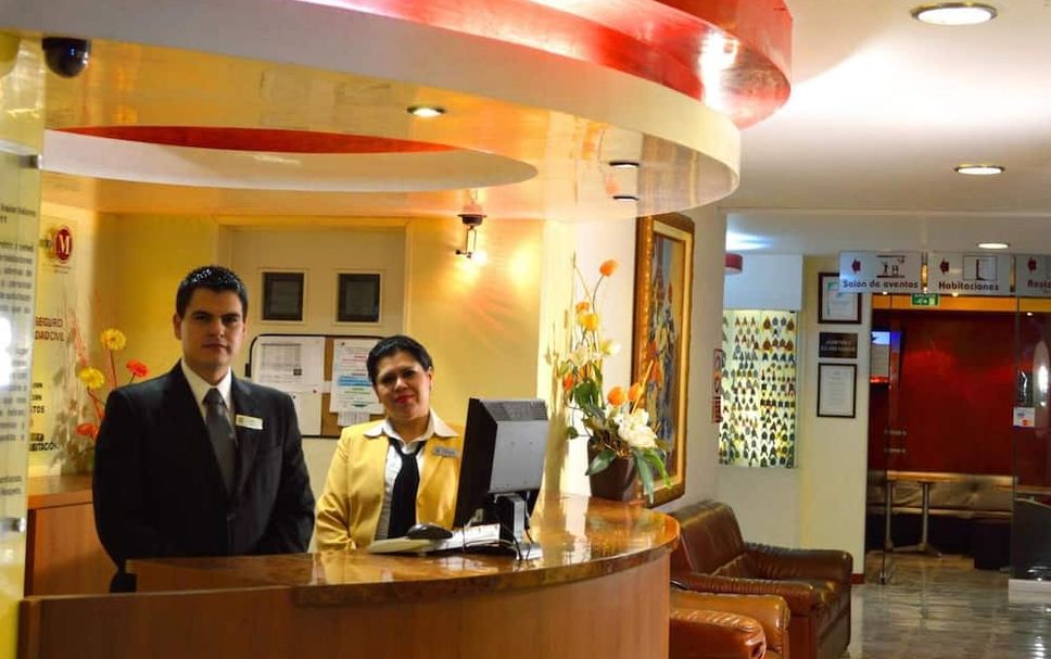 Front desk Photo