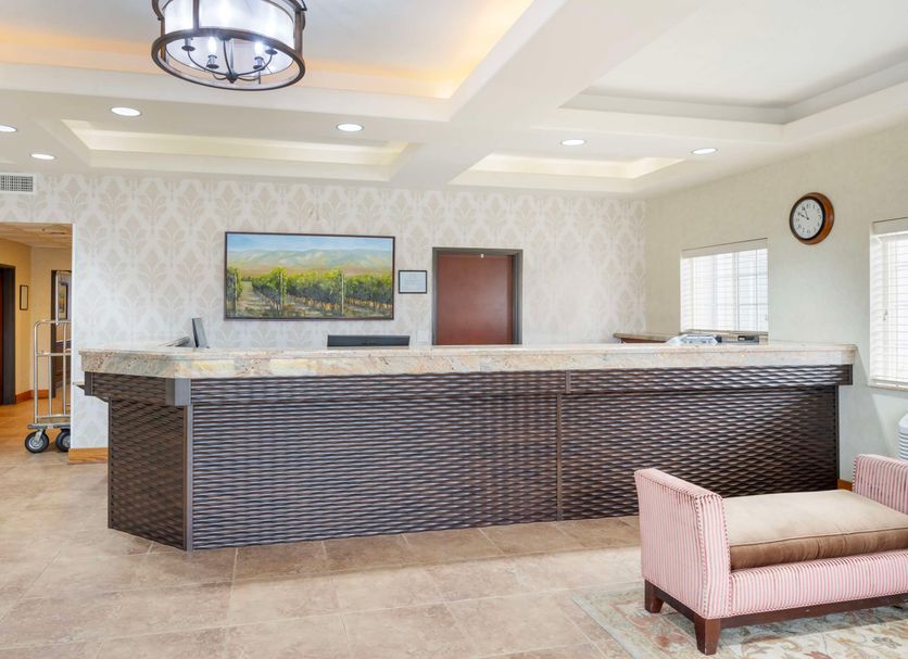 Front desk Photo