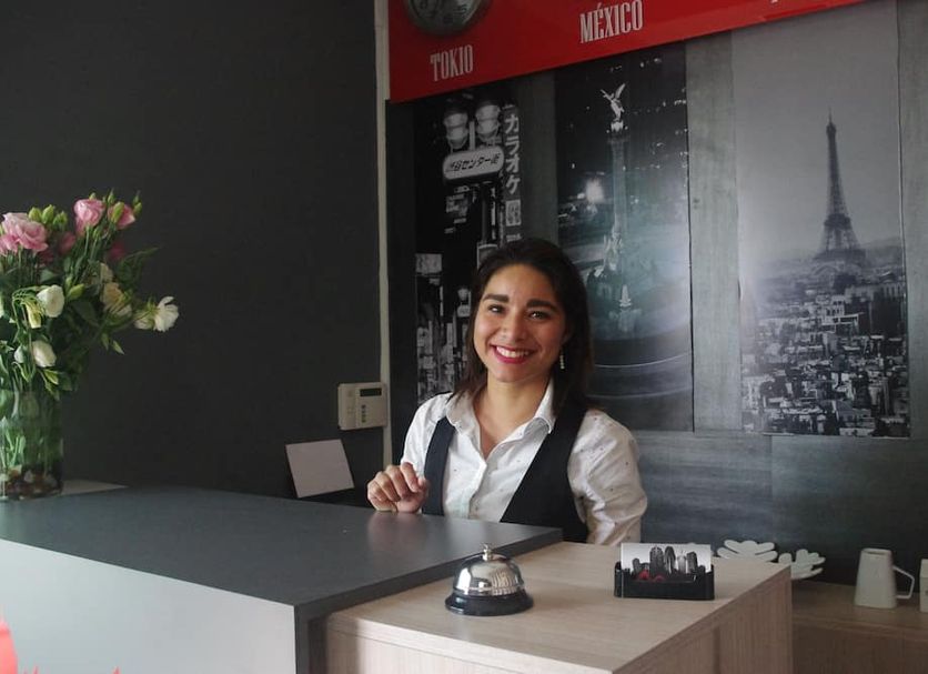 Front desk Photo