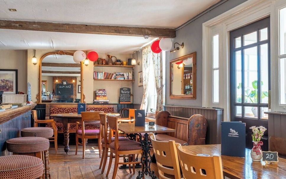Restaurant Photo