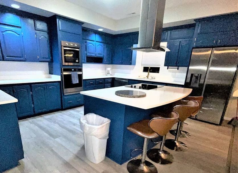 Kitchen Photo