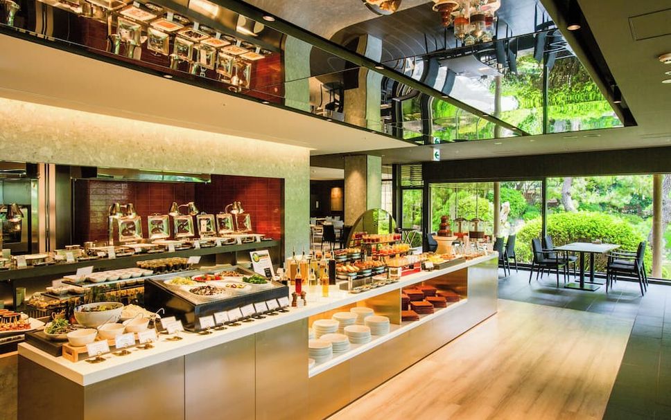 Buffet Photo