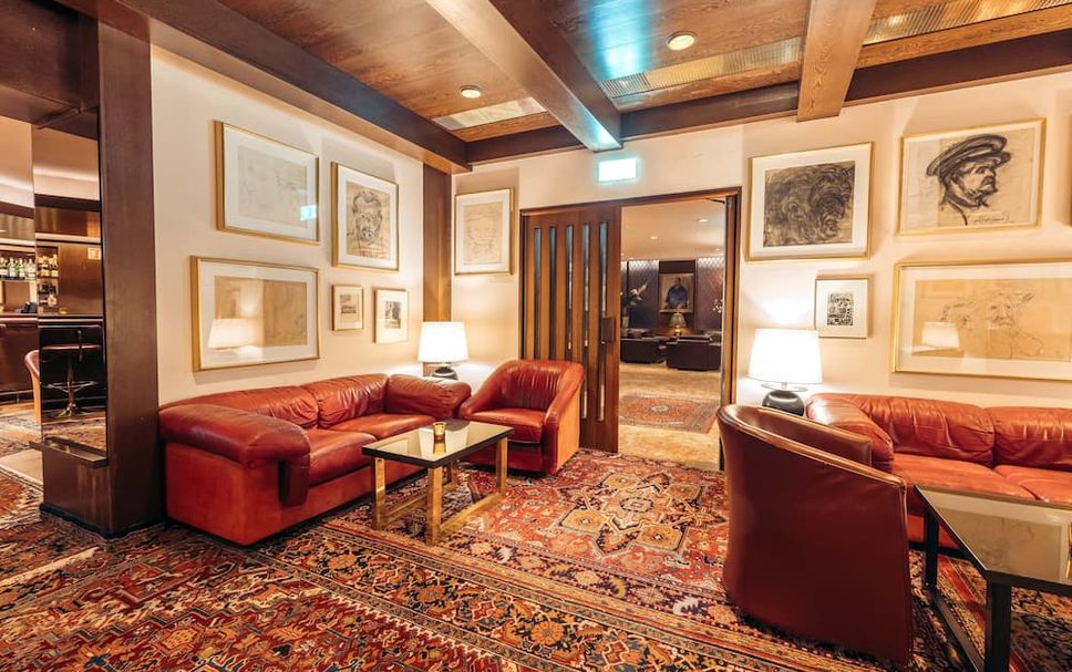 Lounge Photo
