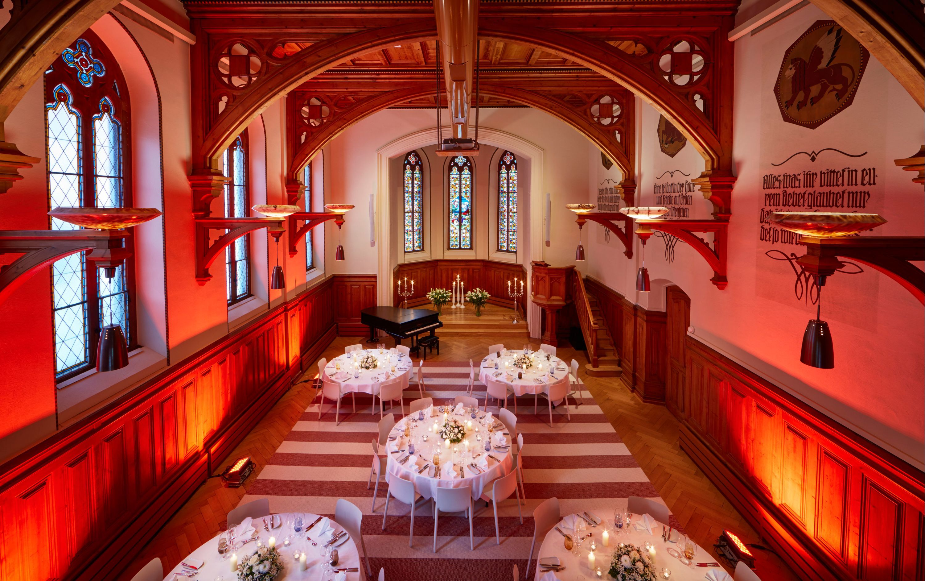 Banquet hall