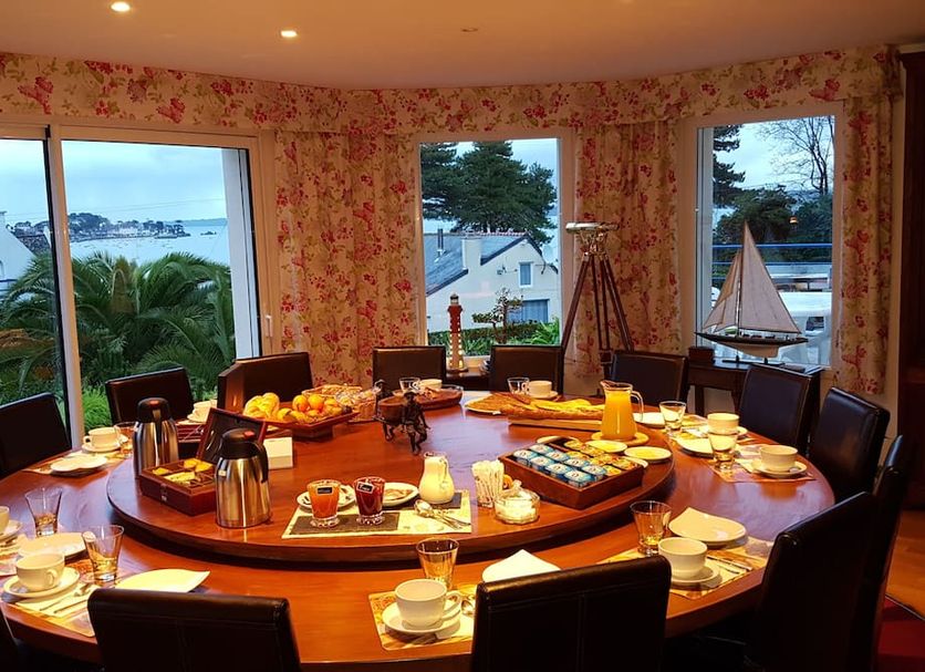 Dining room Photo