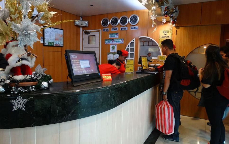 Front desk Photo