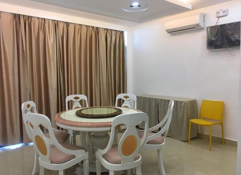 Dining room Photo