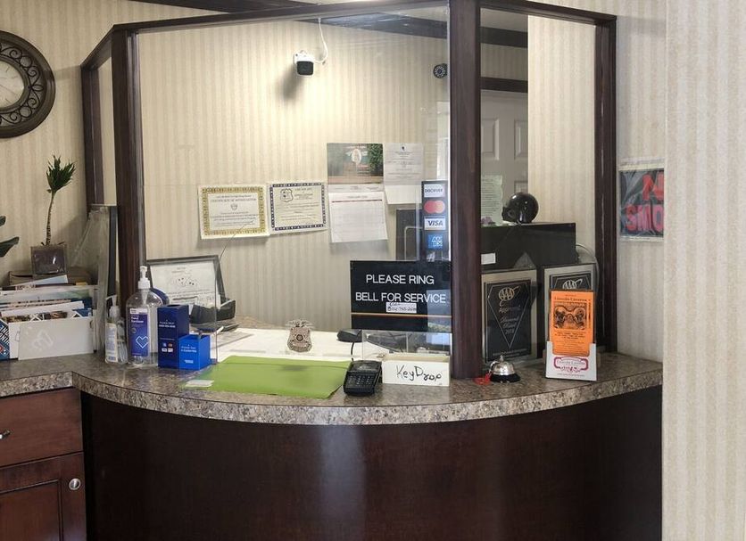 Front desk Photo