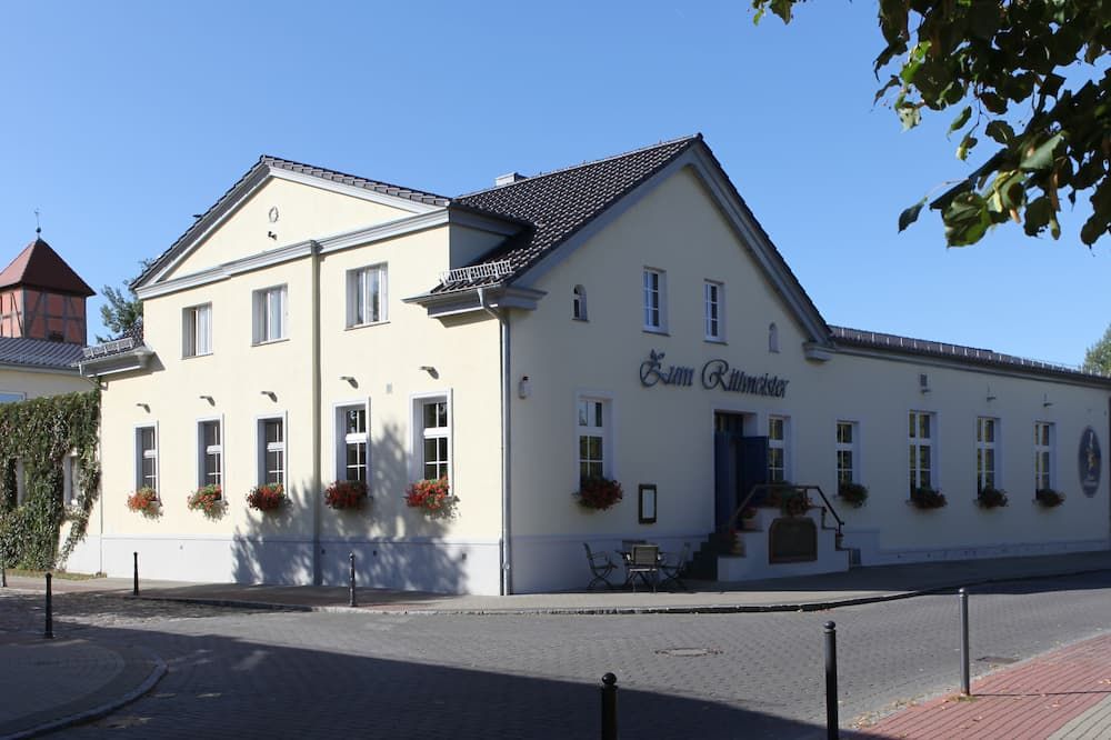 Gebäude
