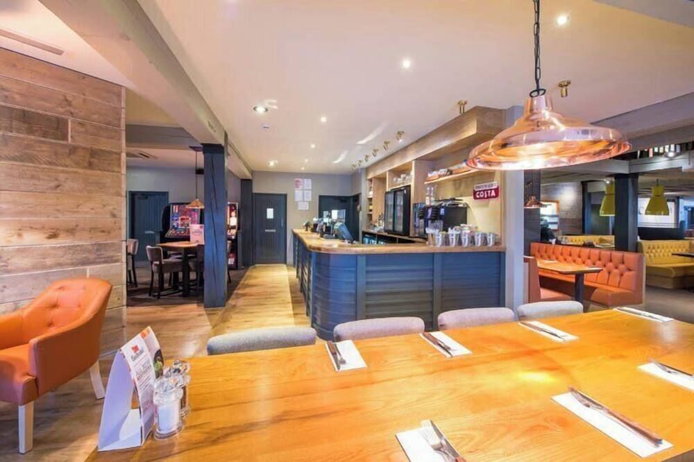 Bar Photo