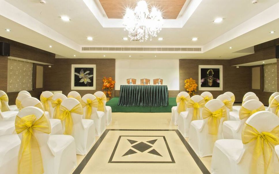Banquet hall Photo