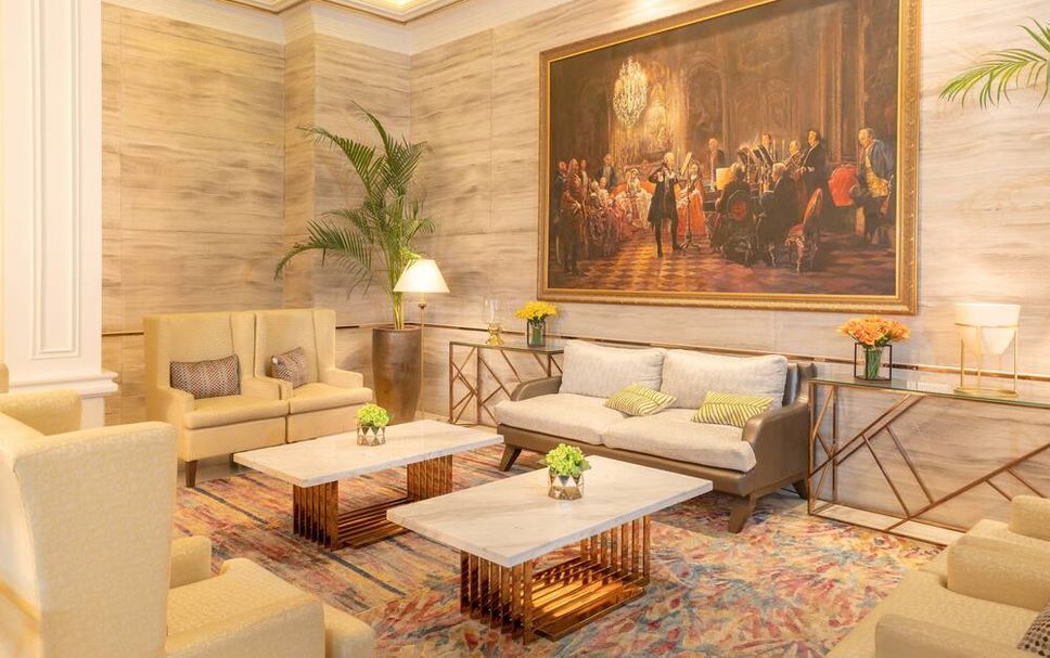 Lounge Photo
