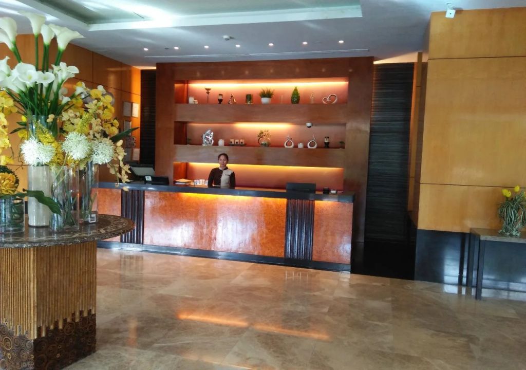 Front desk Photo