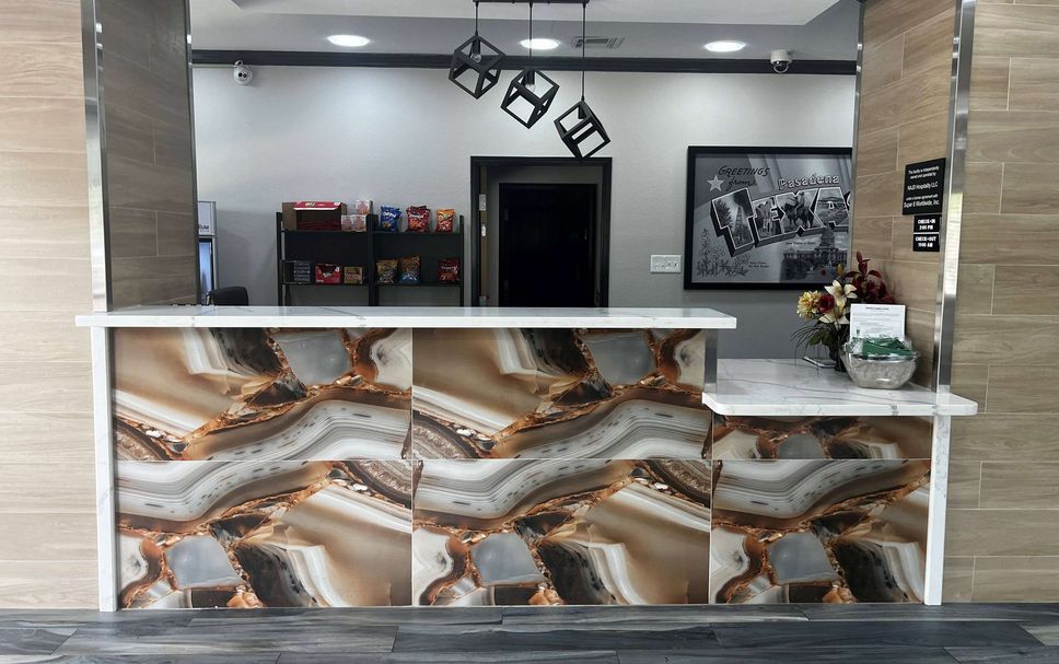 Front desk Photo