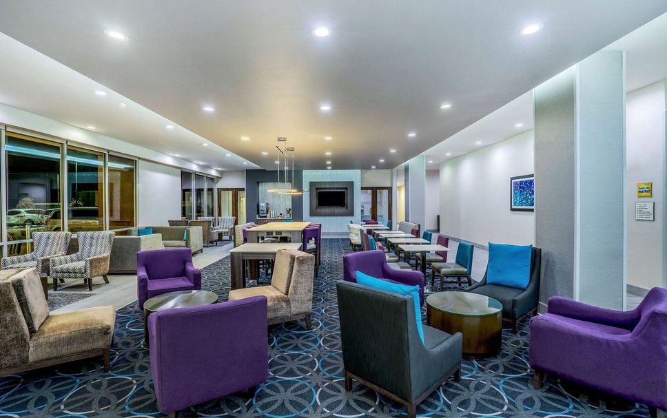 Lounge Photo