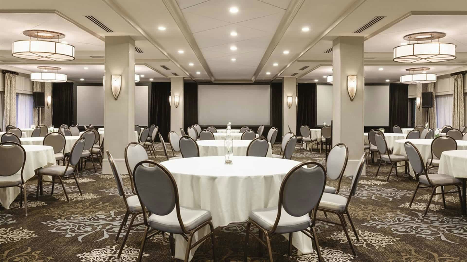 Banquet hall