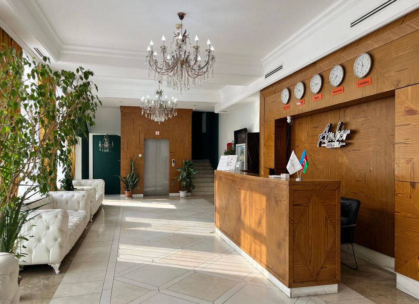 Front desk Photo