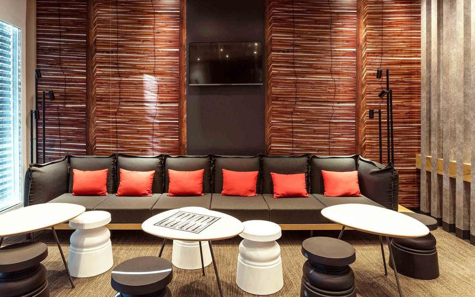 Lounge Photo