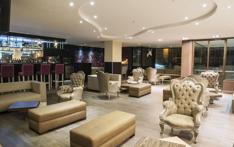 Lounge Photo