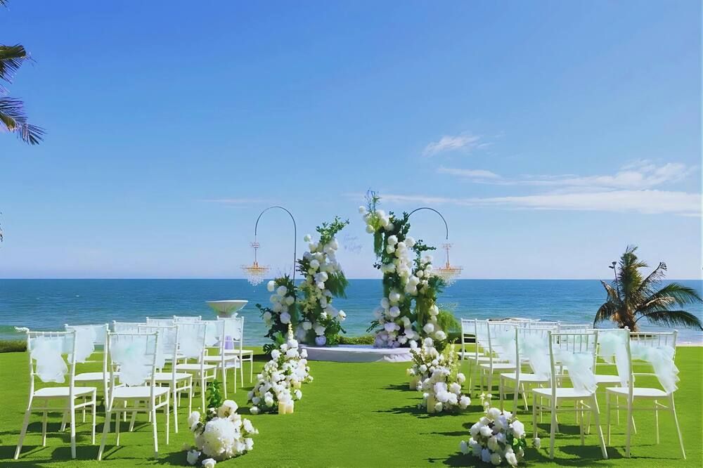 Banquet hall Photo